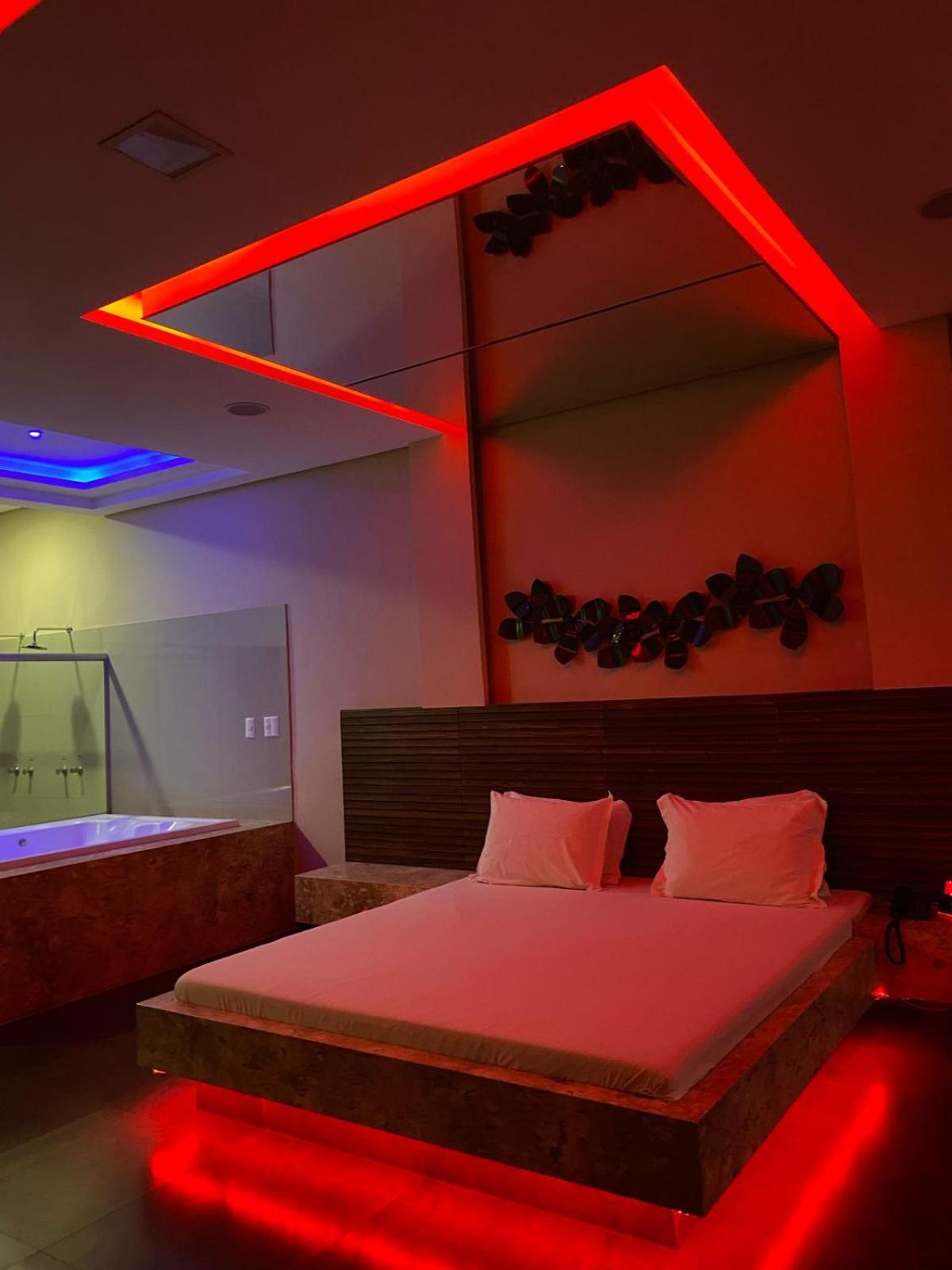 Motel Paris Aparecida de Goiânia Kültér fotó